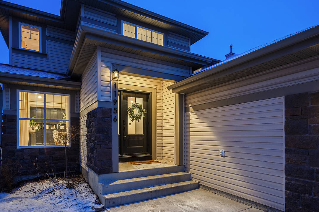 11956 Valley Ridge Drive NW, Calgary, Alberta