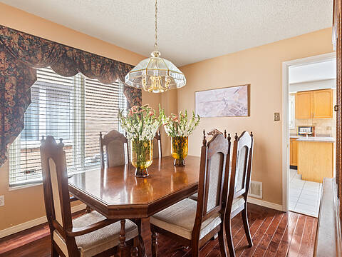 52 Red Cedar Cres, Brampton