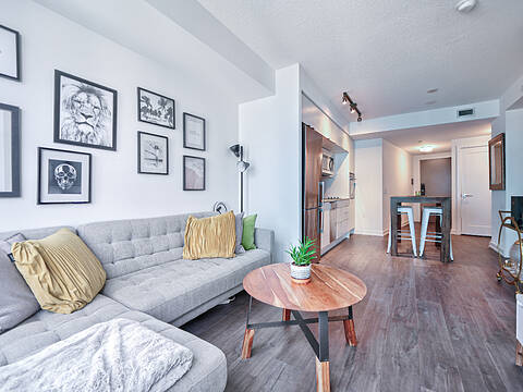 10 York St #2701, Toronto