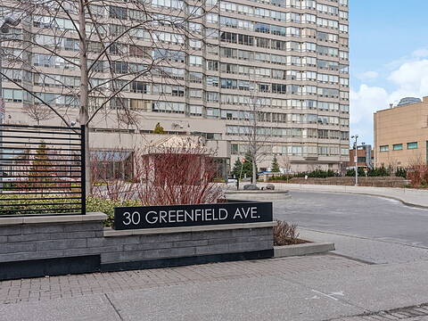 30 Greenfield Ave #PH11, Toronto