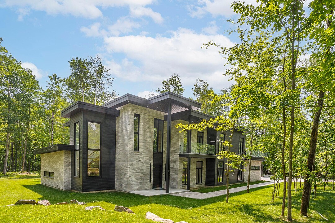 47 Ch. des Carrières, Bromont, Québec