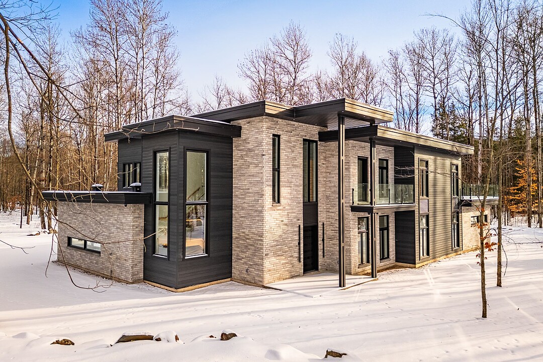 47 Ch. des Carrières, Bromont, Québec