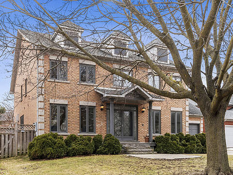 16 Eastgate Cres, Richmond Hill