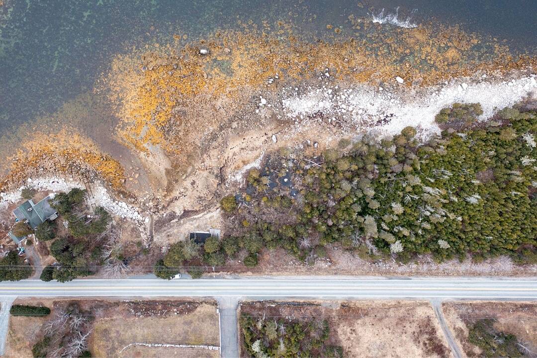9070 Peggys Cove Road, Indian Harbour, Nova Scotia