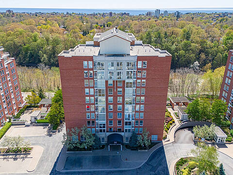 50 Old Mill Rd #105, Oakville