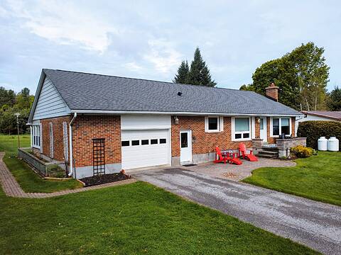 1179 St Peters Road, Algonquin Highlands