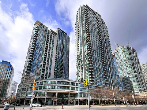 16 Yonge St #3203, Toronto