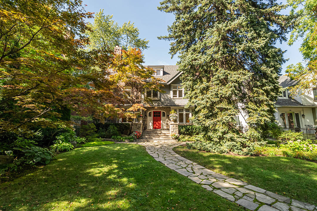 22 Binscarth Rd, Toronto, Ontario