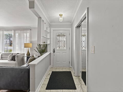 173 Rathburn Rd, Toronto