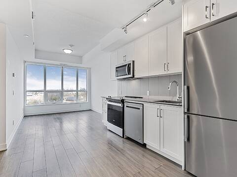 681 Yonge St #403, Barrie