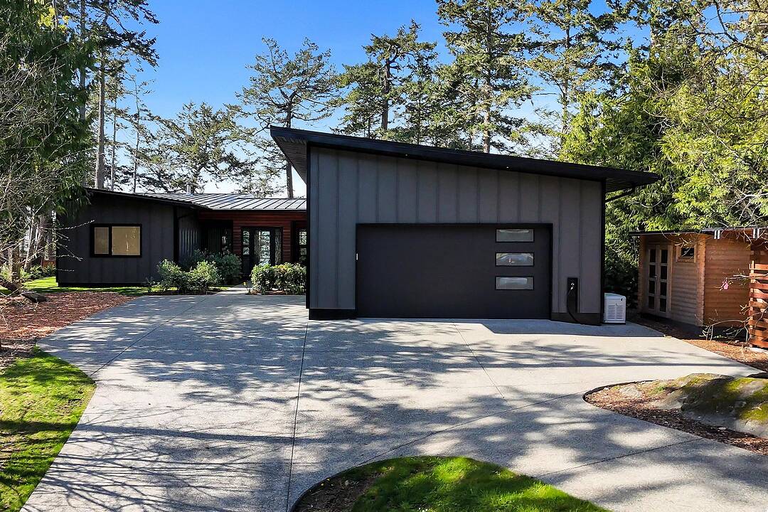 7016 East Sooke Road, Sooke, British Columbia