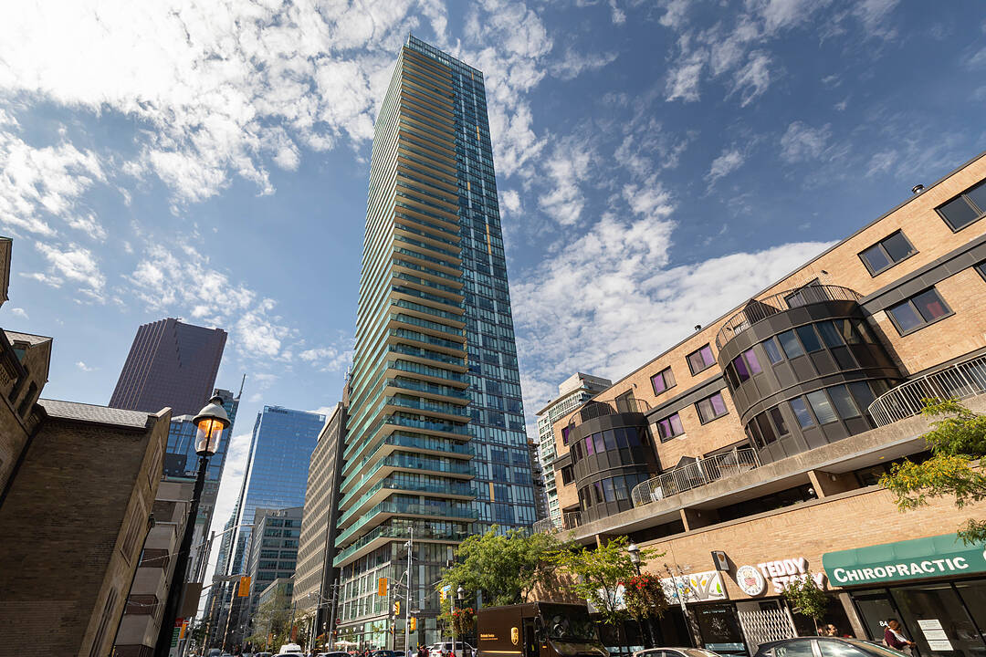 33 Lombard St #609, Toronto, Ontario