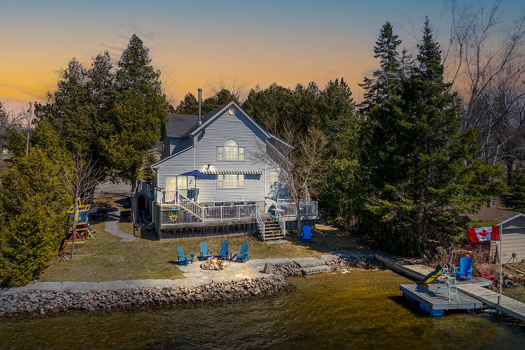 19 Hillcrest Ave, Kawartha Lakes, Ontario