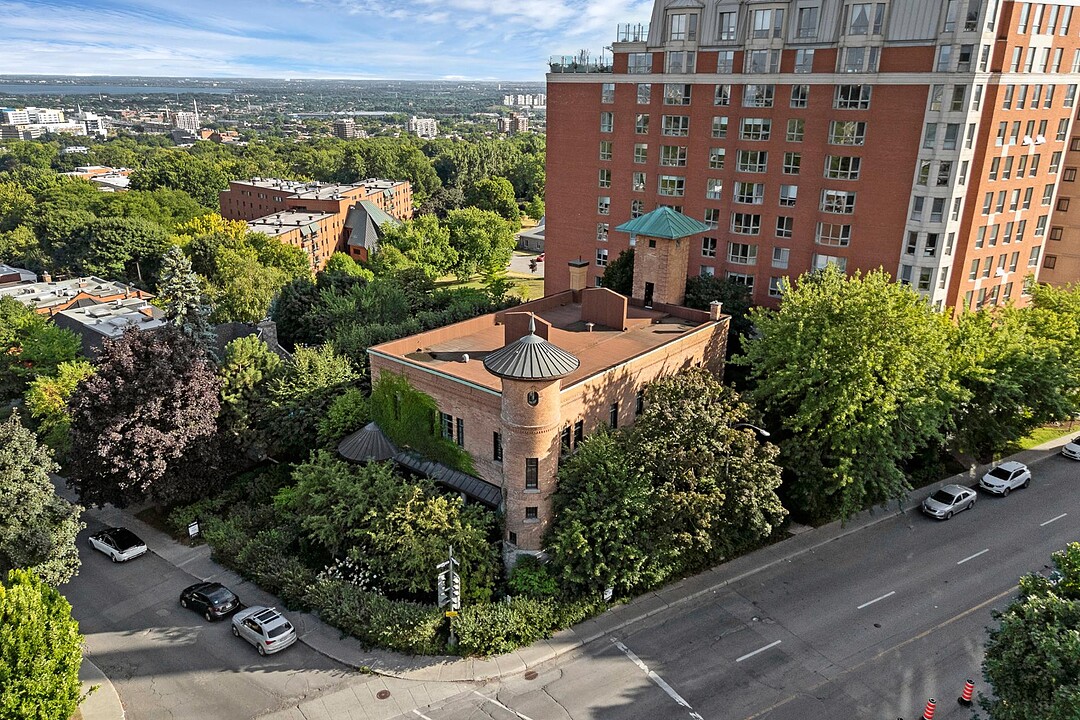 4760CZ Boul. The Boulevard, Westmount, Québec
