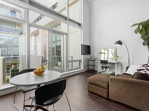 413-770 Fisgard Street, Victoria