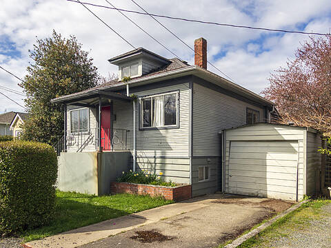 2398 Florence Street, Oak Bay