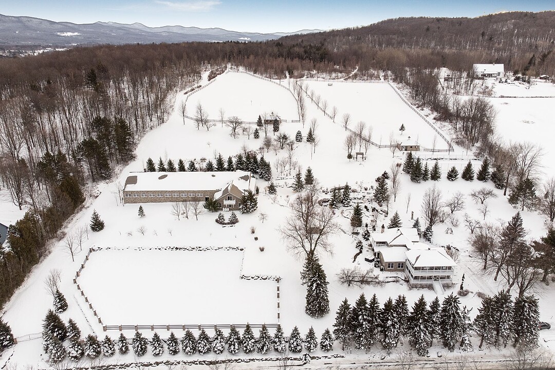 736 Ch. Draper, Sutton, Québec