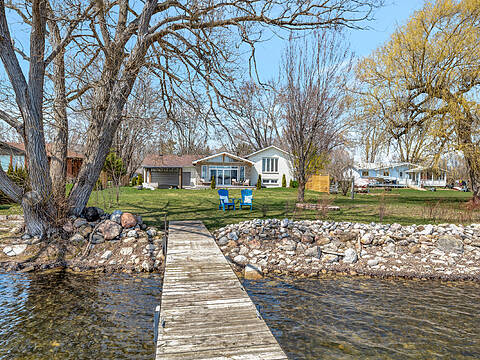 596 Hiscock Rd, Prince Edward County