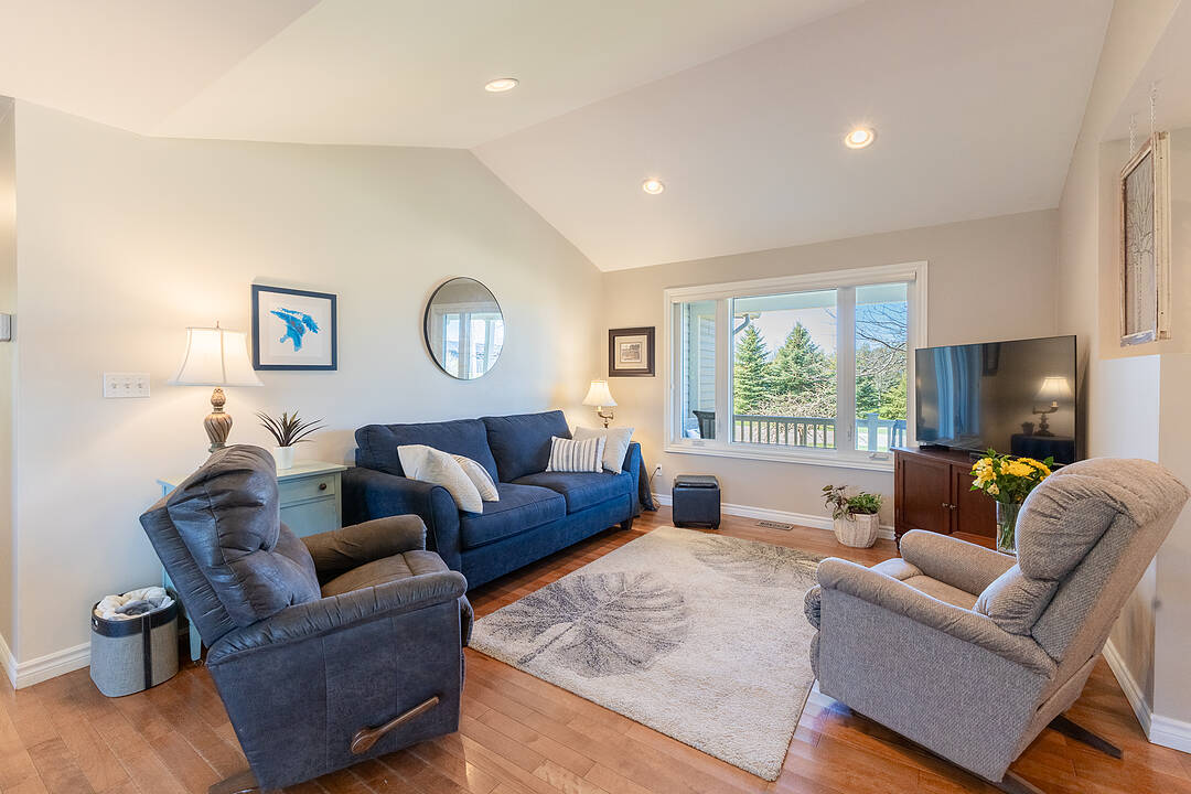 48 Sydenham Street S, Ashfield-Colborne-Wawanosh, Ontario