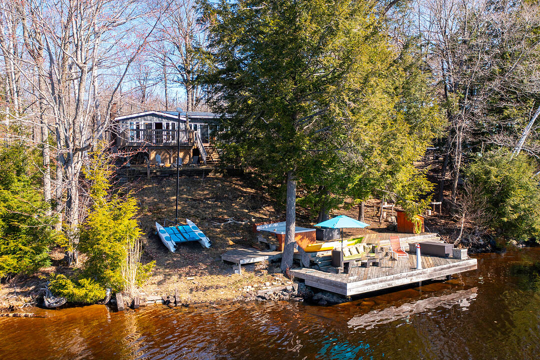 47 Deerfield Rd, McKellar, Ontario