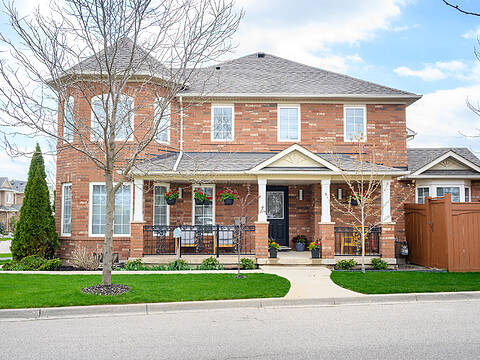 2450 Wooden Hill Circ, Oakville