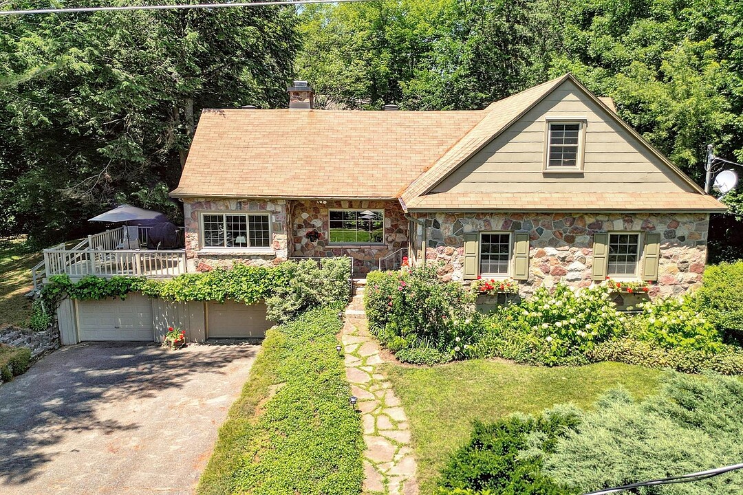 122 Rue Pine, Hudson, Québec