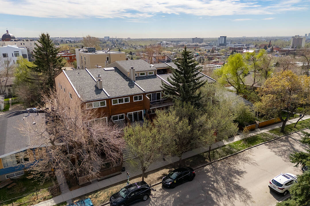 722 4a Street NE #15, Calgary, Alberta
