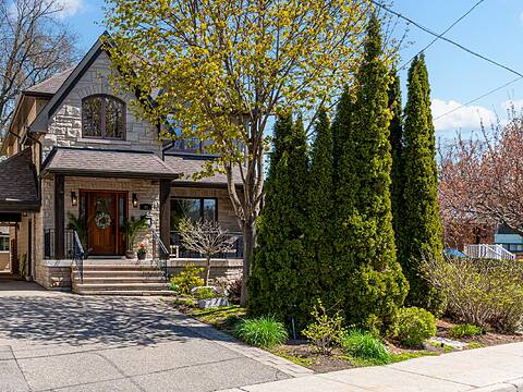 31 Maple Ave N, Mississauga