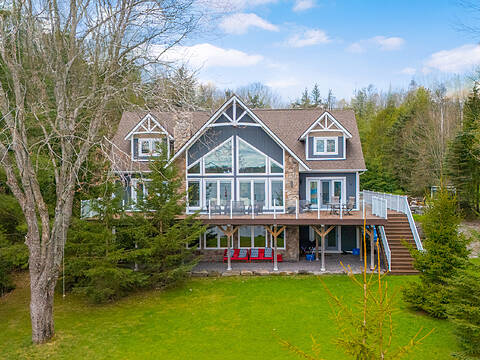 1492 North Shore Rd #2, Muskoka Lakes