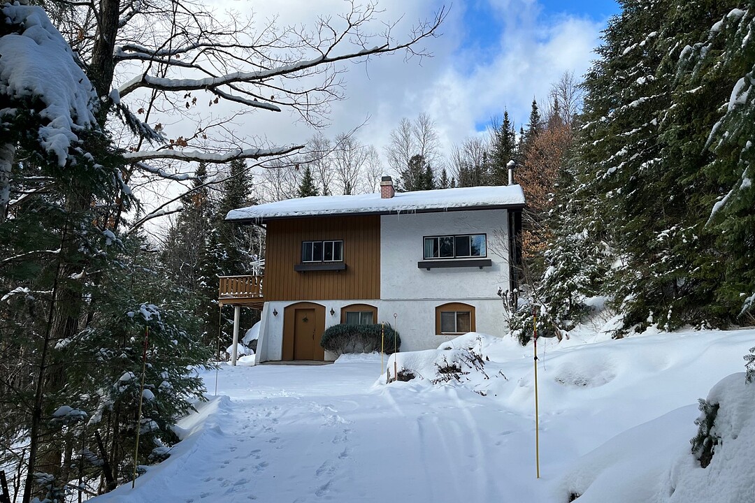 3160 Ch. du Pin, Val-David, Québec