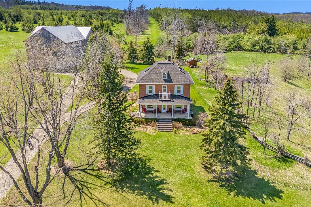 717218 1st Line E, Mulmur, Ontario