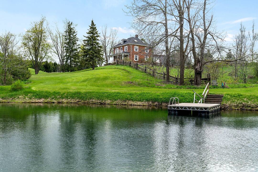 717218 1st Line E, Mulmur, Ontario