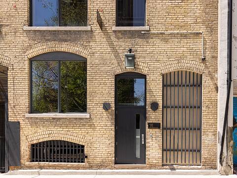 18 Gloucester Lane, Toronto