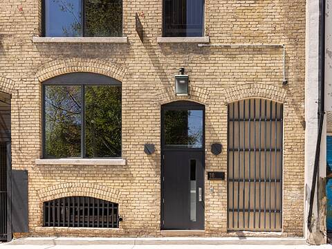 18 Gloucester Lane, Toronto