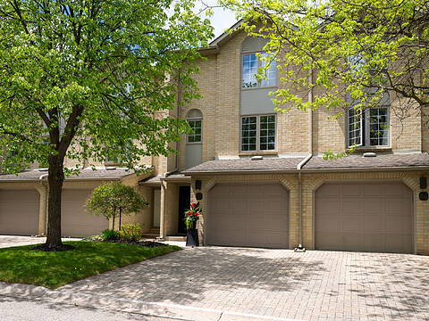 1399 Commissioners Rd W #25, London South