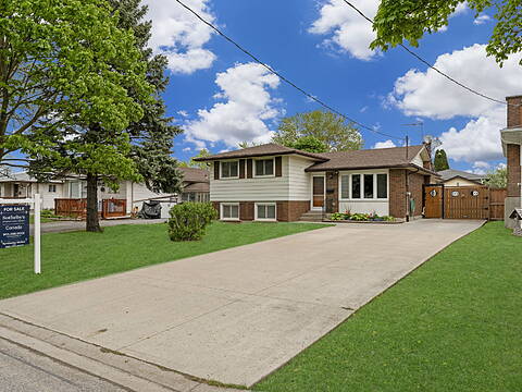 4 Huntley Cres, St. Catharines