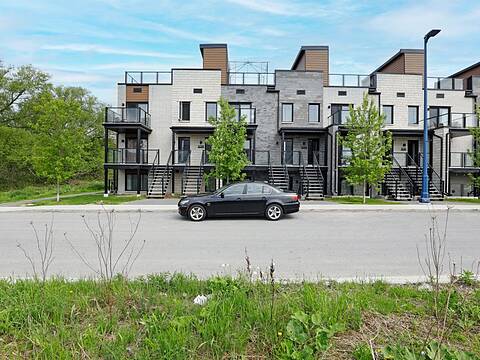 335-339 Rue de la Cité-Jardin, Gatineau