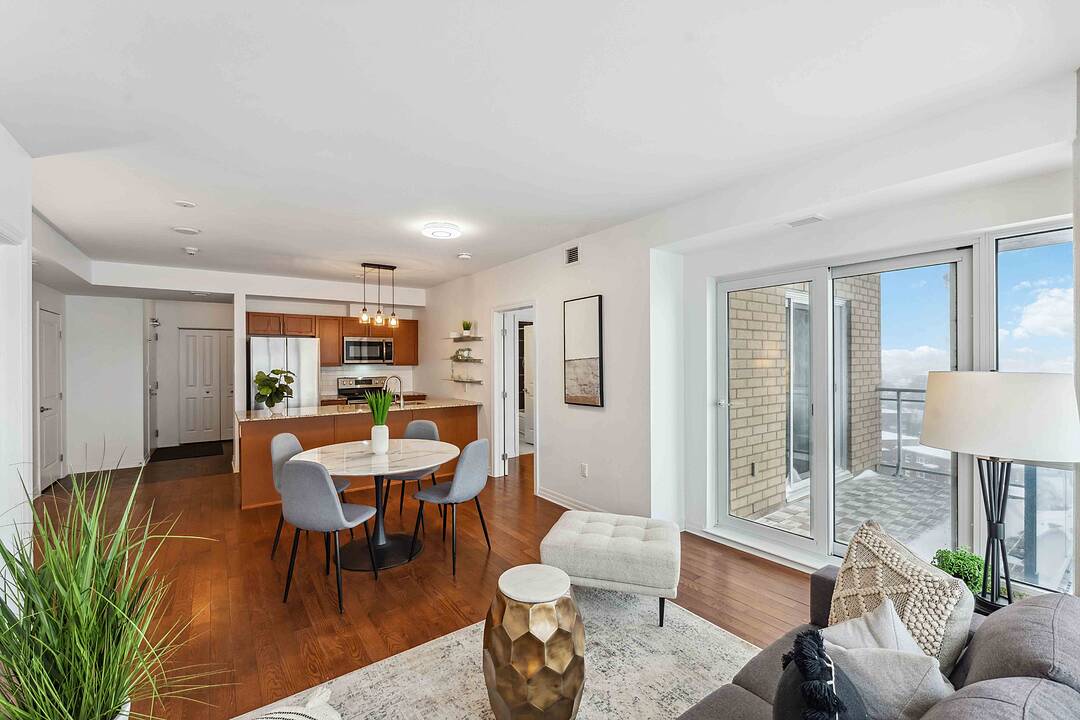 90 Landry St #907, Ottawa, Ontario