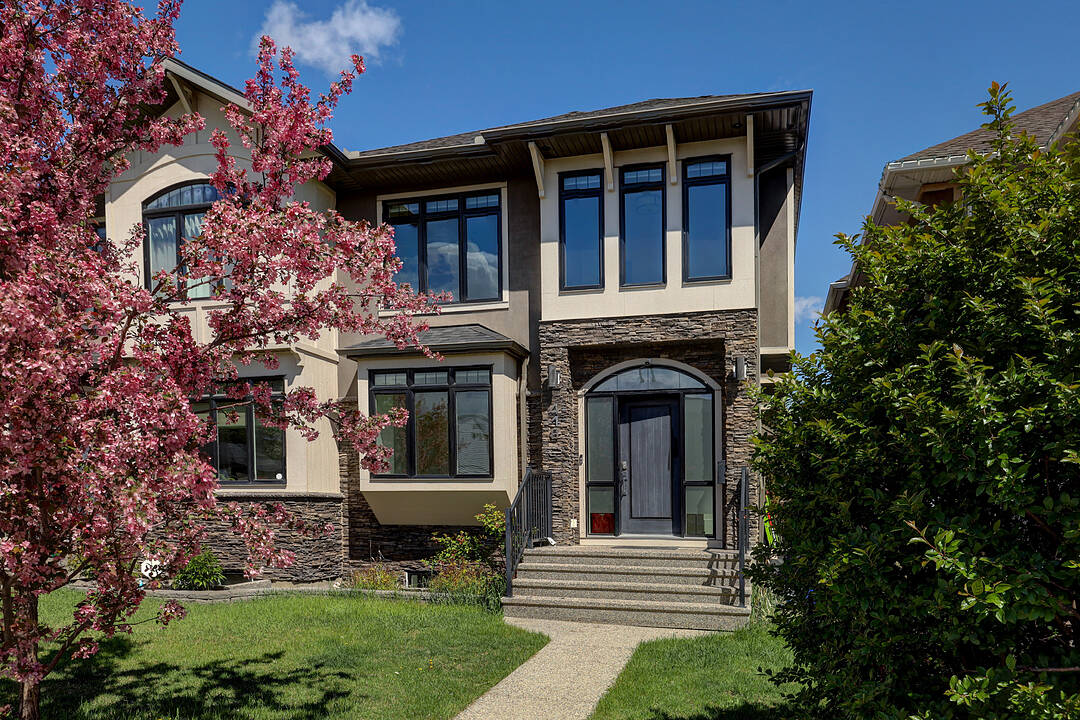 418 26 Avenue NW, Calgary, Alberta