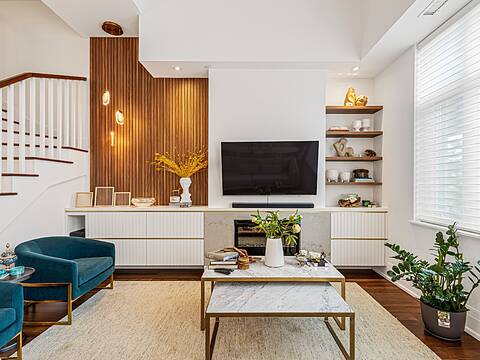 25 Malcolm Rd TH105, Toronto