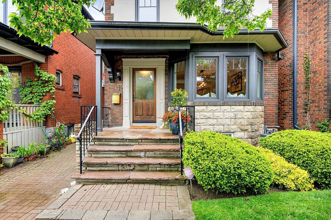42 Mcnairn Ave, Toronto, Ontario