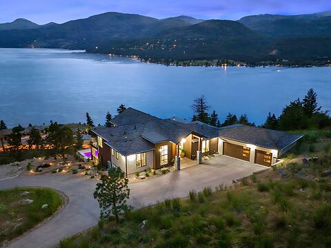 8836 Stonington Road, Vernon