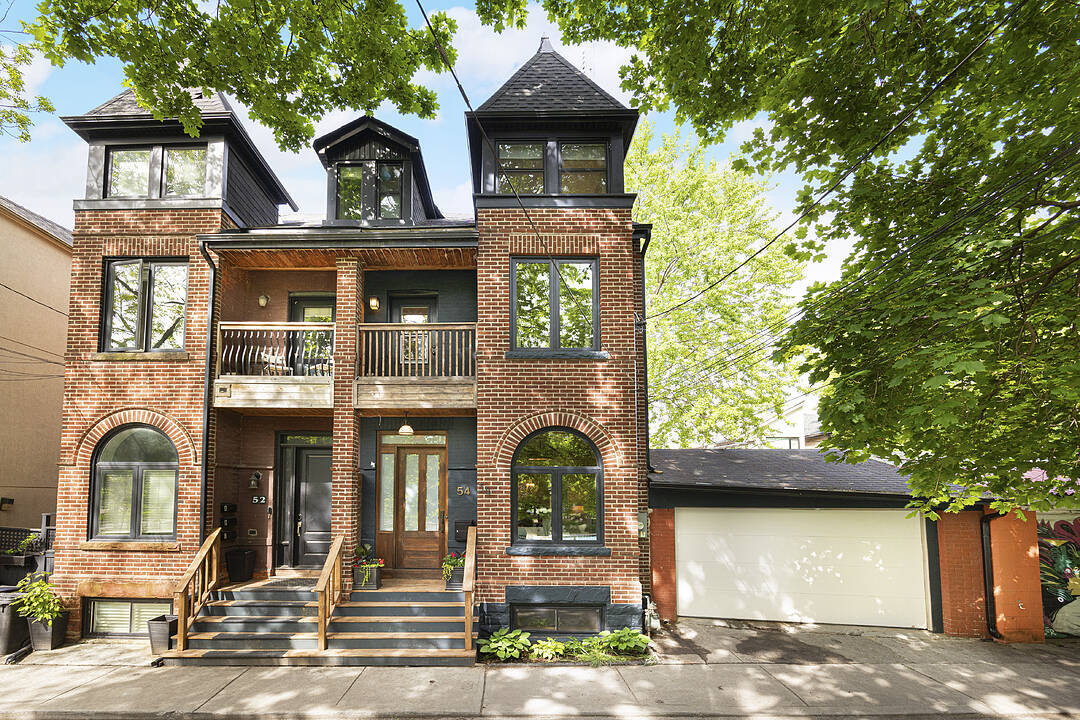 54 Stanley Terrace Ave, Toronto, Ontario