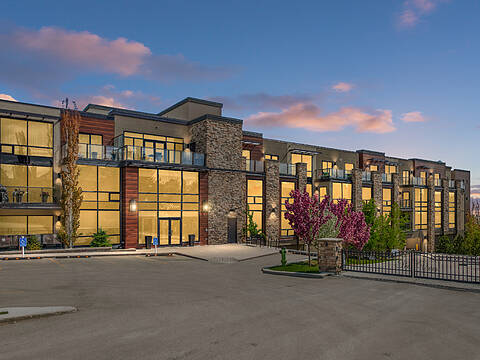 15 Cougar Ridge Landing SW #313, Calgary