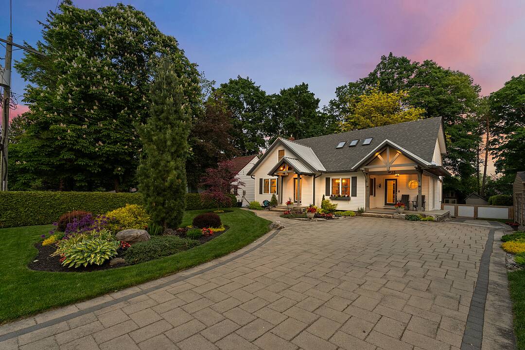 35 Wood River Bend, Georgina, Ontario