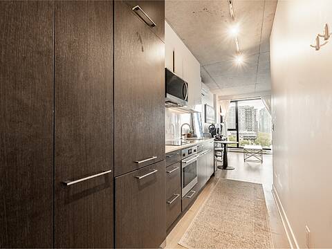 2000 Boul. René-Lévesque O., Apt. 803, Ville-Marie