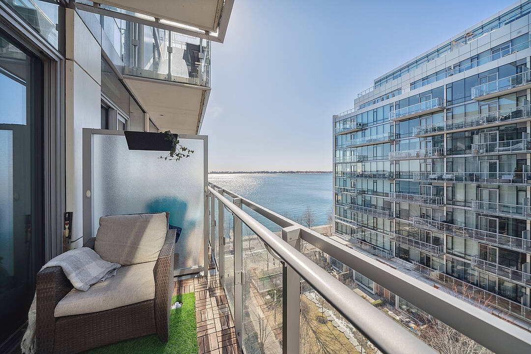 39 Queens Quay E #726, Toronto, Ontario
