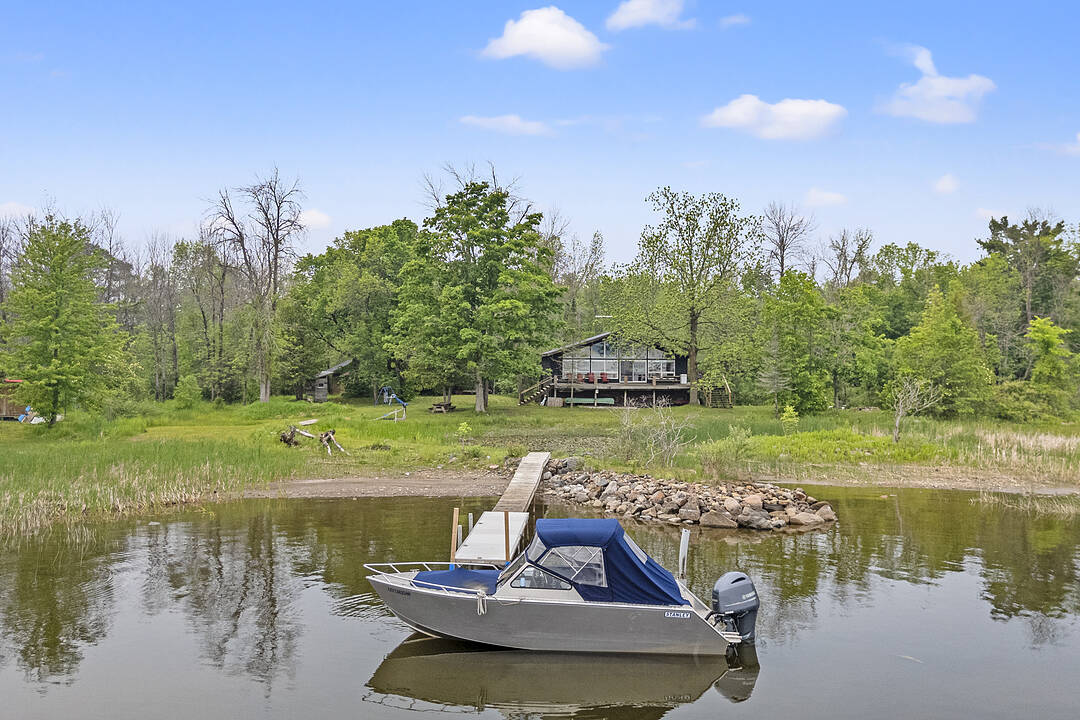 10 & 11 Methodist Island, Tay, Ontario