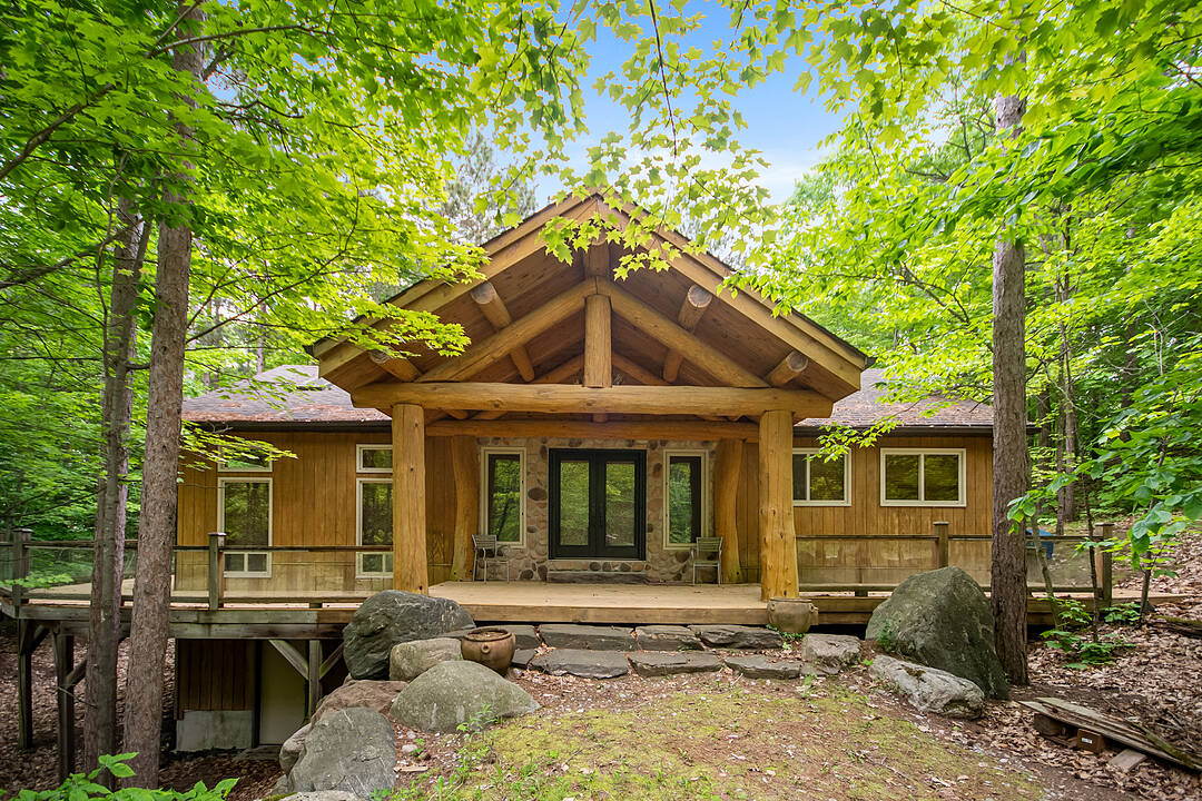 4 Amik Lane, Christian Island 30, Ontario