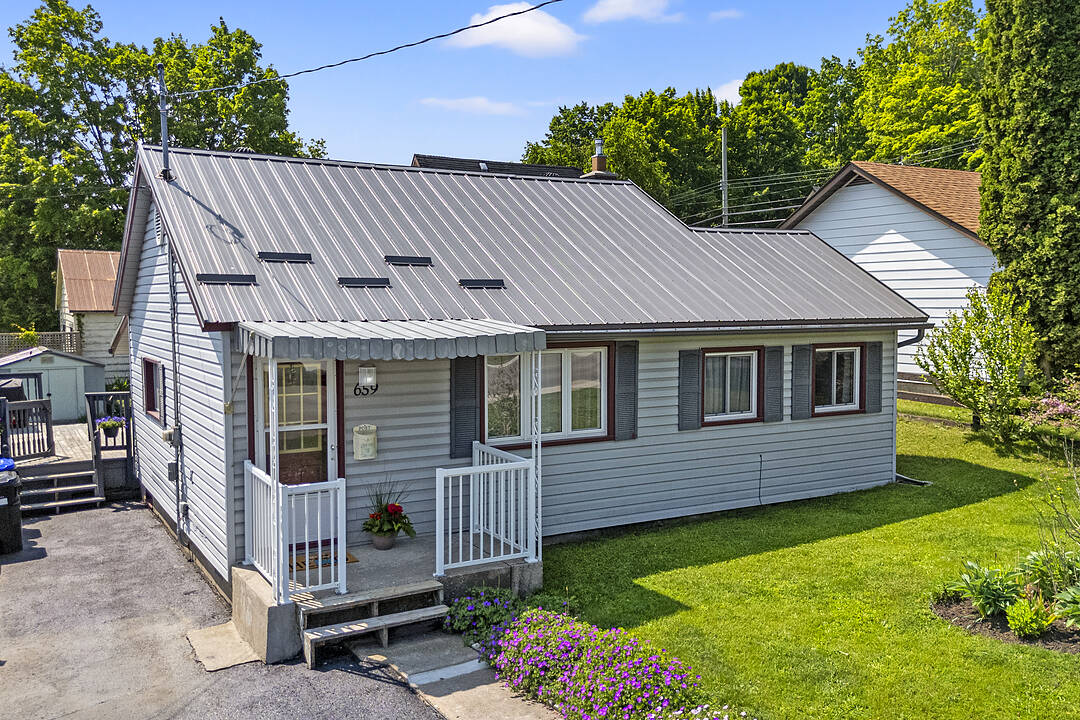 659 Victoria Street, Midland, Ontario